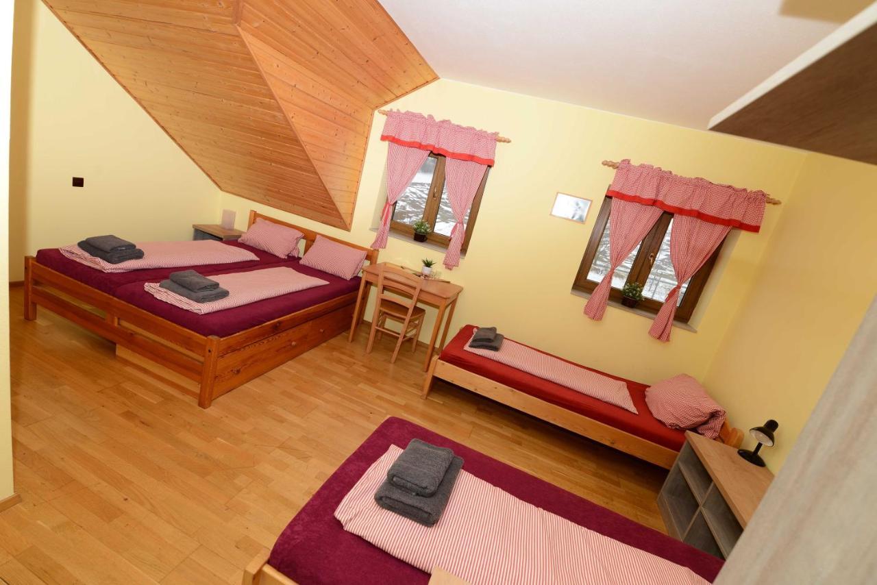 Podvesky Mlyn Hotel Tlumacov Exterior foto